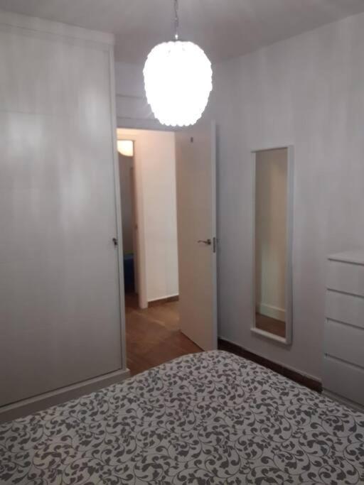 Piso Reformado 3 Habitaciones Seville Ngoại thất bức ảnh