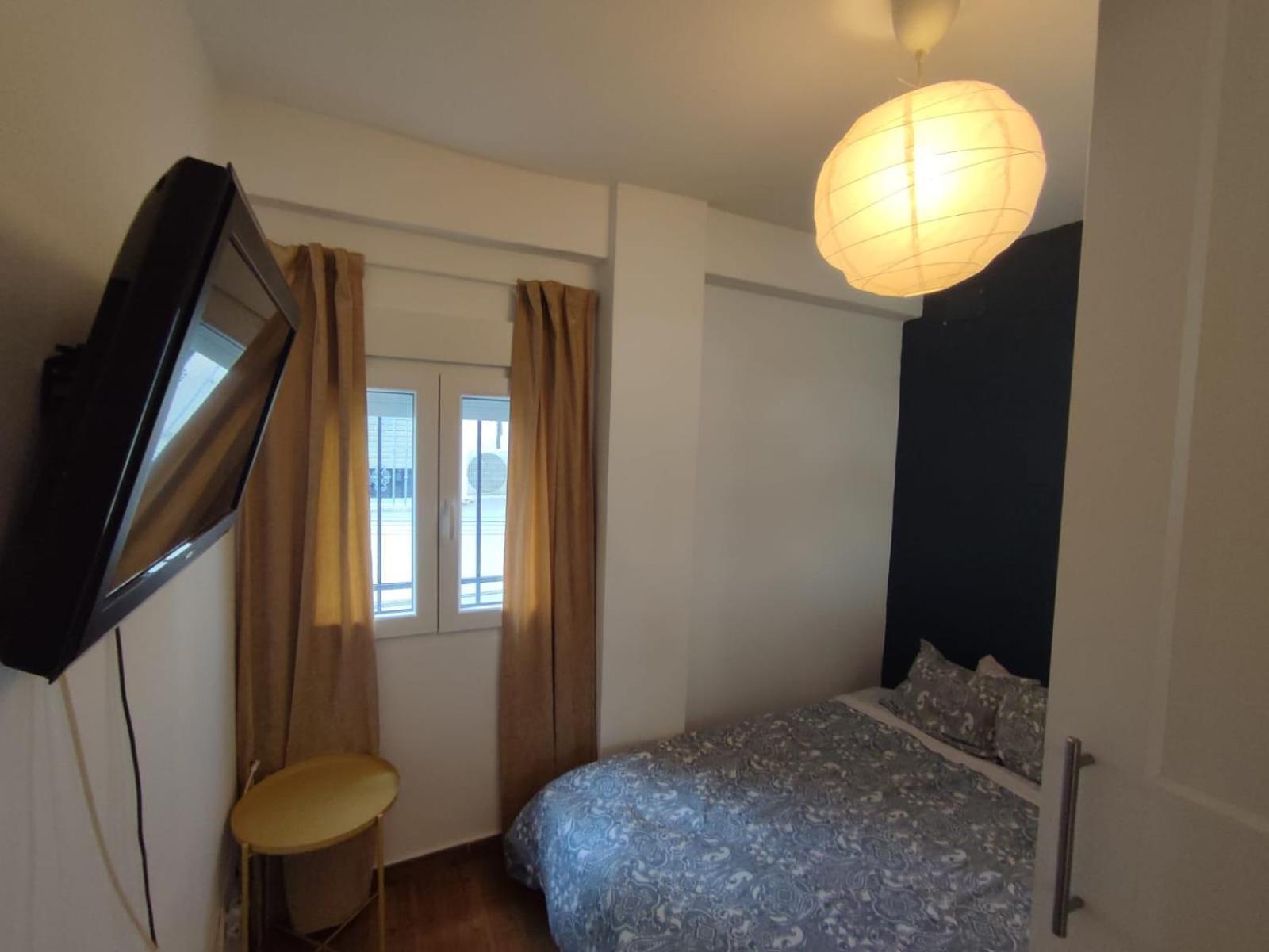 Piso Reformado 3 Habitaciones Seville Ngoại thất bức ảnh